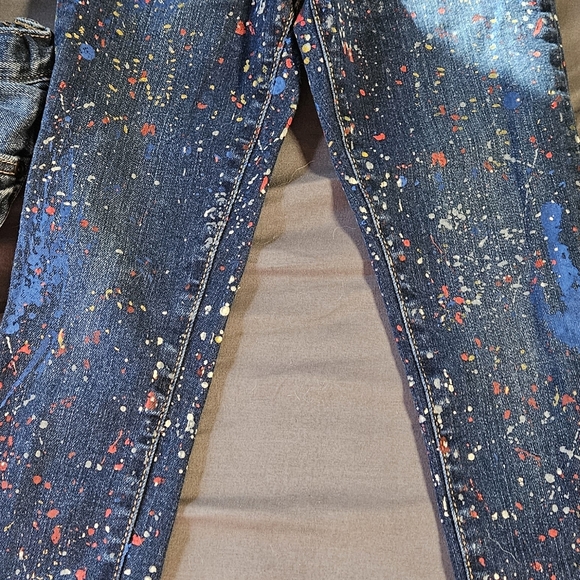 Jeans - Picture 8 of 8